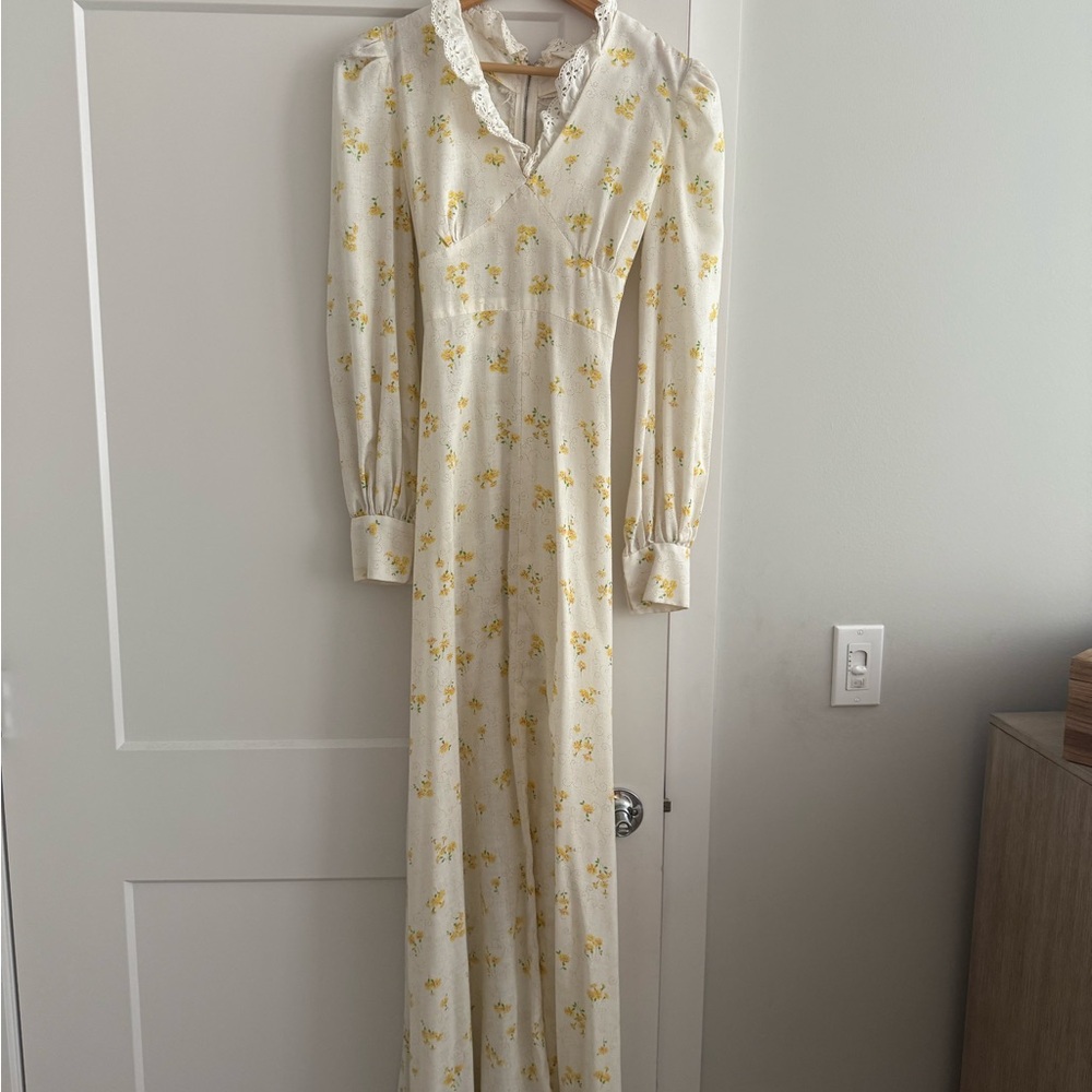 Vintage Floral Long Sleeve Maxi Dress